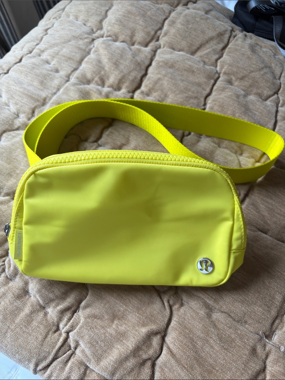 NWOT- lululemon Yellow Crossbody Belt Bag